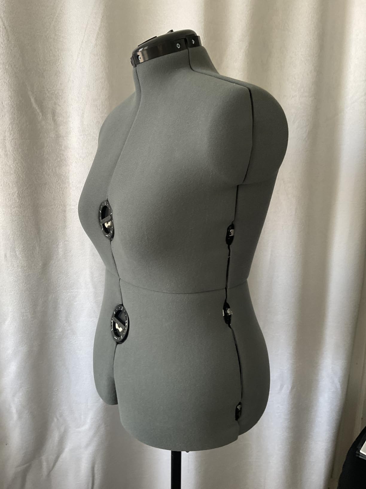 Black Female Adjustable Dress Form Mannequin Size 6-14 customer photo 1
