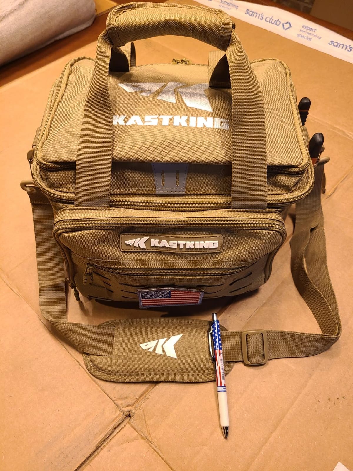 KastKing KarryAll Fishing Tackle Bag, Saltwater & Freshwater Gear Storage customer photo 2