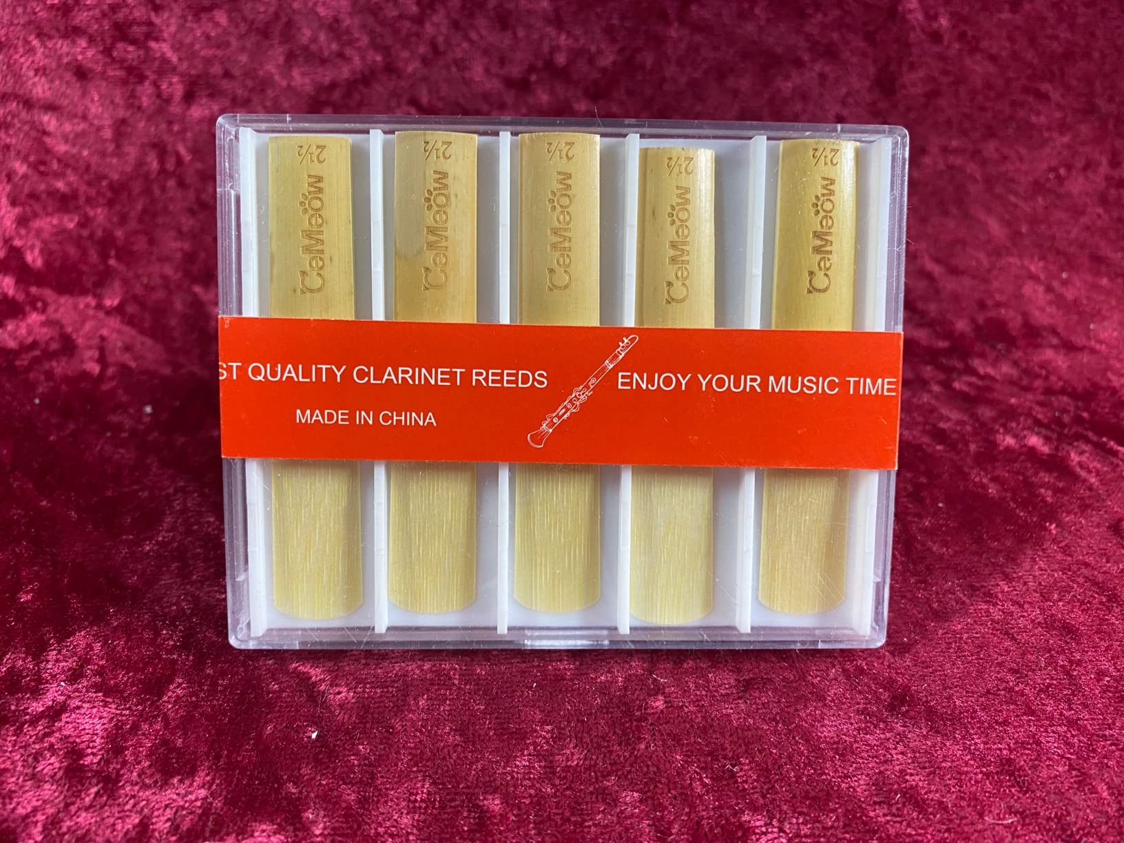 Clarinet Reeds 2.5, CeMeow Traditional Reeds for Clarinet Beginner 10Pack with Plastic Box, Thinner Reed Tip Advanced Cutting Technology for Clarinet Beginner and Player customer photo 2