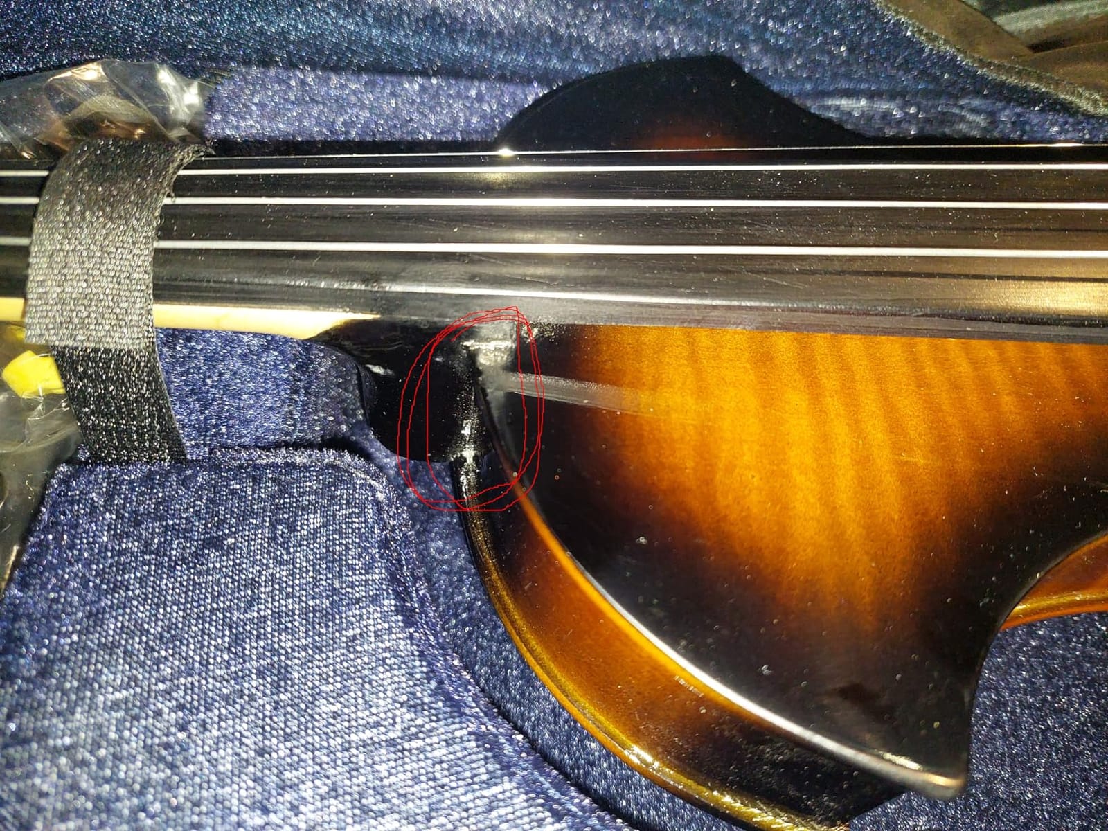 Pyle Full Size Electric Violin Kit - 4/4 Solid Wood Silent Fiddle with Hard Case, Bow, Ebony Fittings, and Digital Tuner customer photo 2