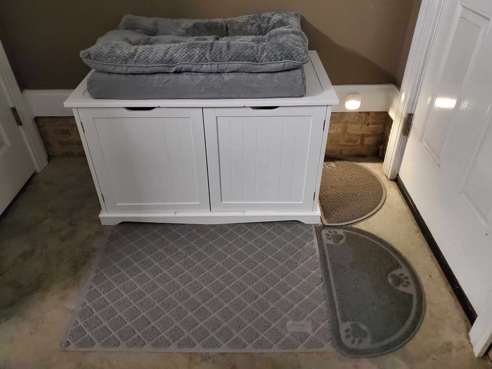 Yaheetech Cat Litter Box Enclosure, Litter Cabinet Furniture Hidden, Wooden Pet Crate Kitty Washroom Storage Bench with Divider Home Loo Indoor Cat House Espresso customer photo 2