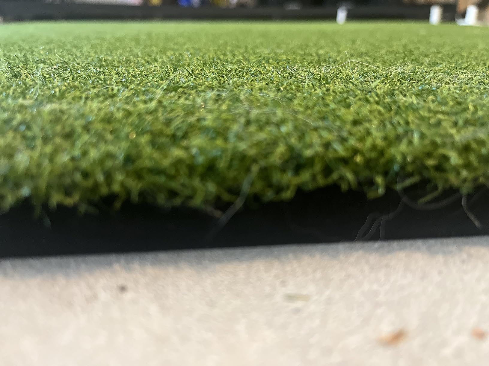 Golfguru Golf Mat, 5x4ft/5x5ft Dense Elite Golf Hitting Mats Practice with 10 Balls, 9 Tees, Heavy Duty Artificial Hitting Training Mat for Backyard Driving Chipping Indoor Outdoor Simulators customer photo 2