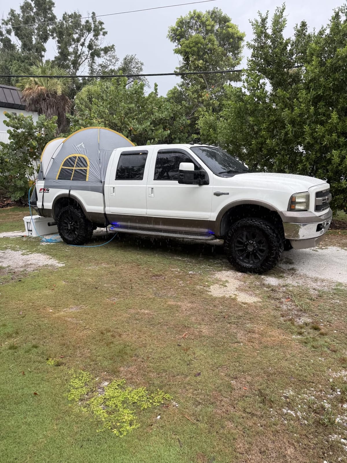 GoHimal Pickup Truck Bed Tent, 6.5FT Truck Tent for Camping(Gray) customer photo 2