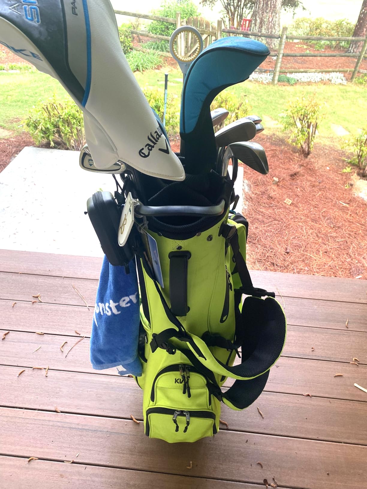 KVV Lightweight Golf Stand Bag with 7 Way Full-Length Dividers, 5 Zippered Pockets, Automatically Adjustable Dual Straps，Elegant Design customer photo 2