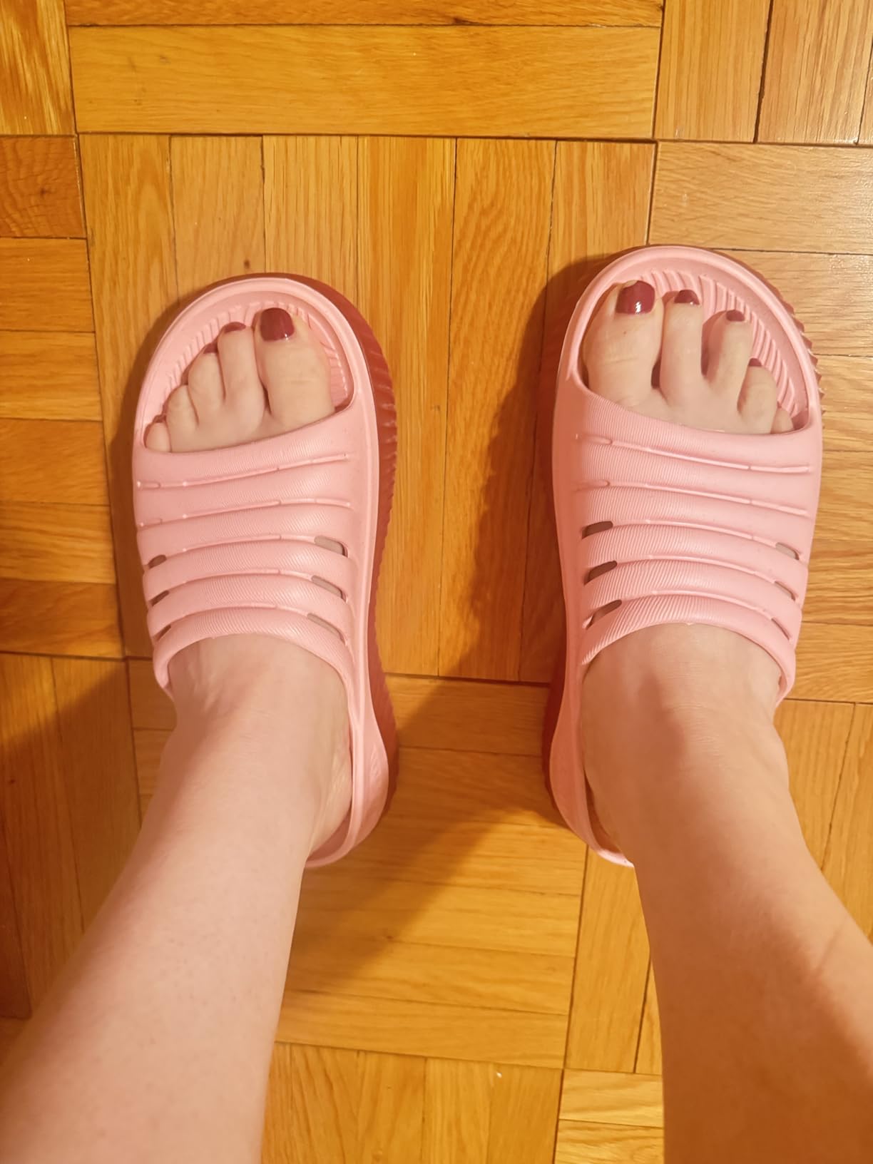 KuaiLu Recovery Sandals Women With Comfortable Arch Support Sport Slides customer photo 2