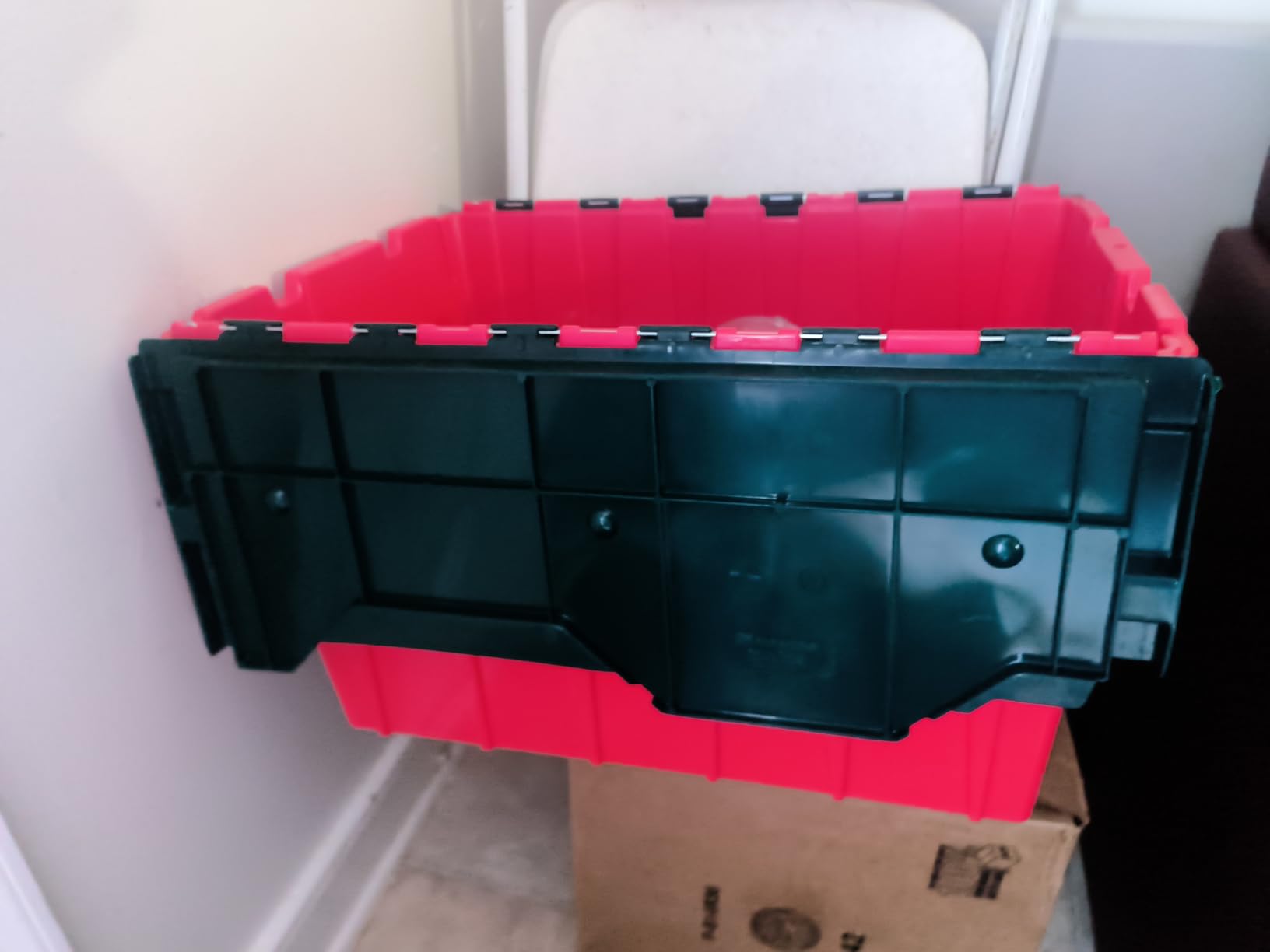 Akro-Mils KeepBox 12 Gal Storage Box, Lid Attached, Stackable, Black/Yellow customer photo 2