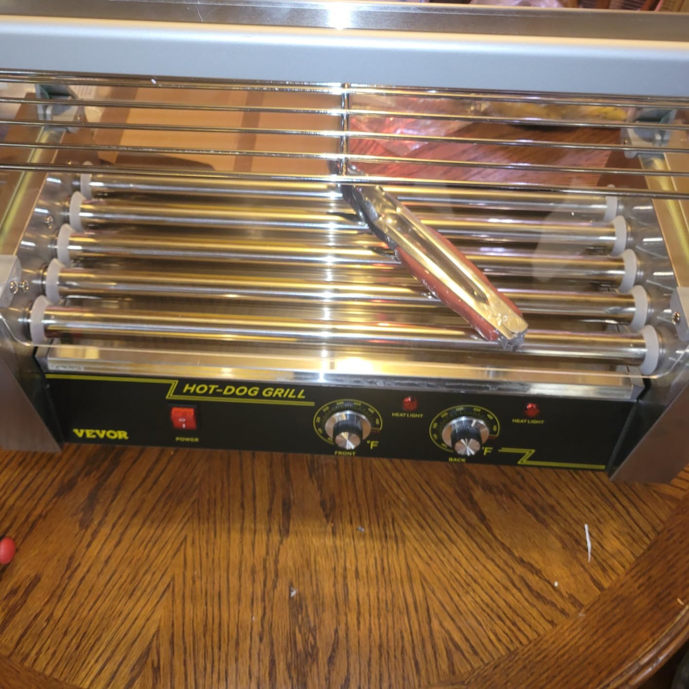 VEVOR Hot Dog Roller 5 Rollers 12 Hot Dogs Capacity, 750W Stainless Sausage Grill Cooker Machine with Dual Temp Control Glass Hood Acrylic Cover Bun Warmer Shelf Removable Oil Drip Tray ETL Certified customer photo 2