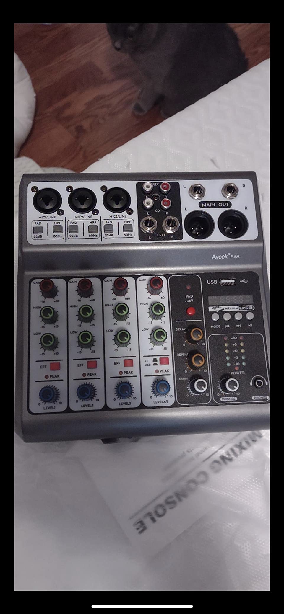 Aveek 5 Channel Audio Mixer, Built-in PC Recording Interface Sound Board customer photo 2