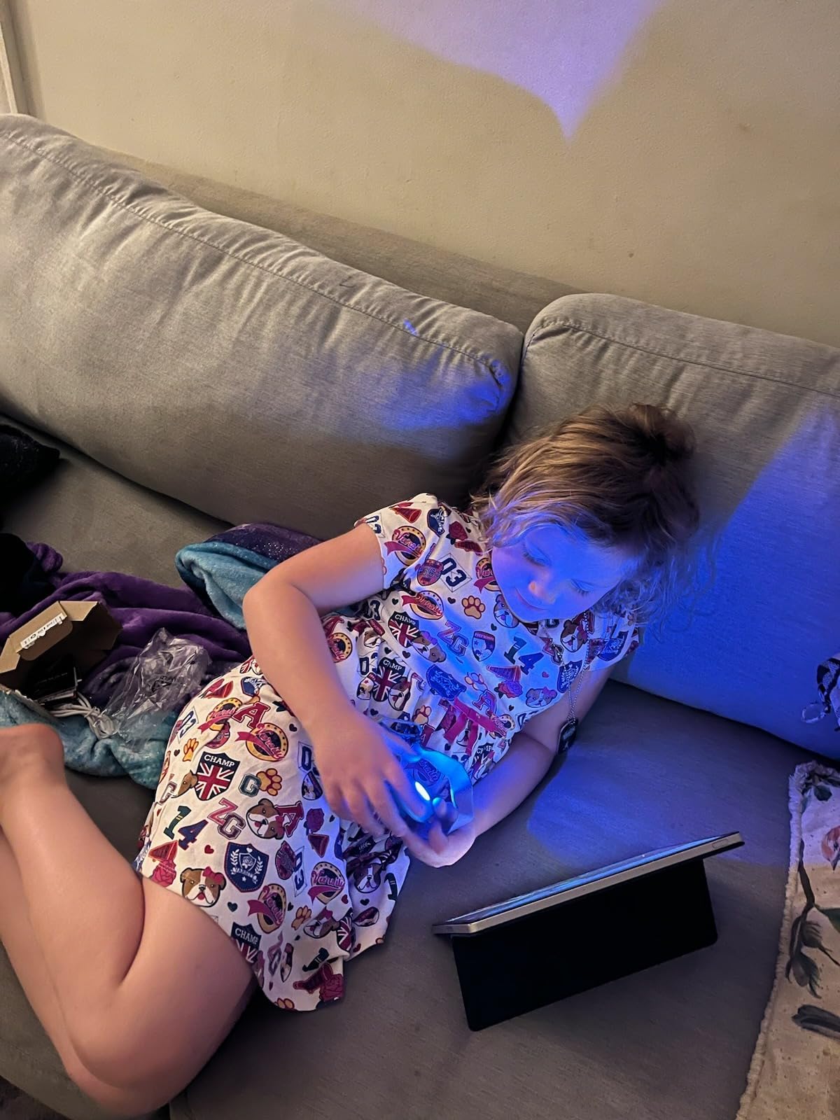 EverBrite Rechargeable Kids Headlamp, RGB LED Light with Adjustable Band customer photo 2