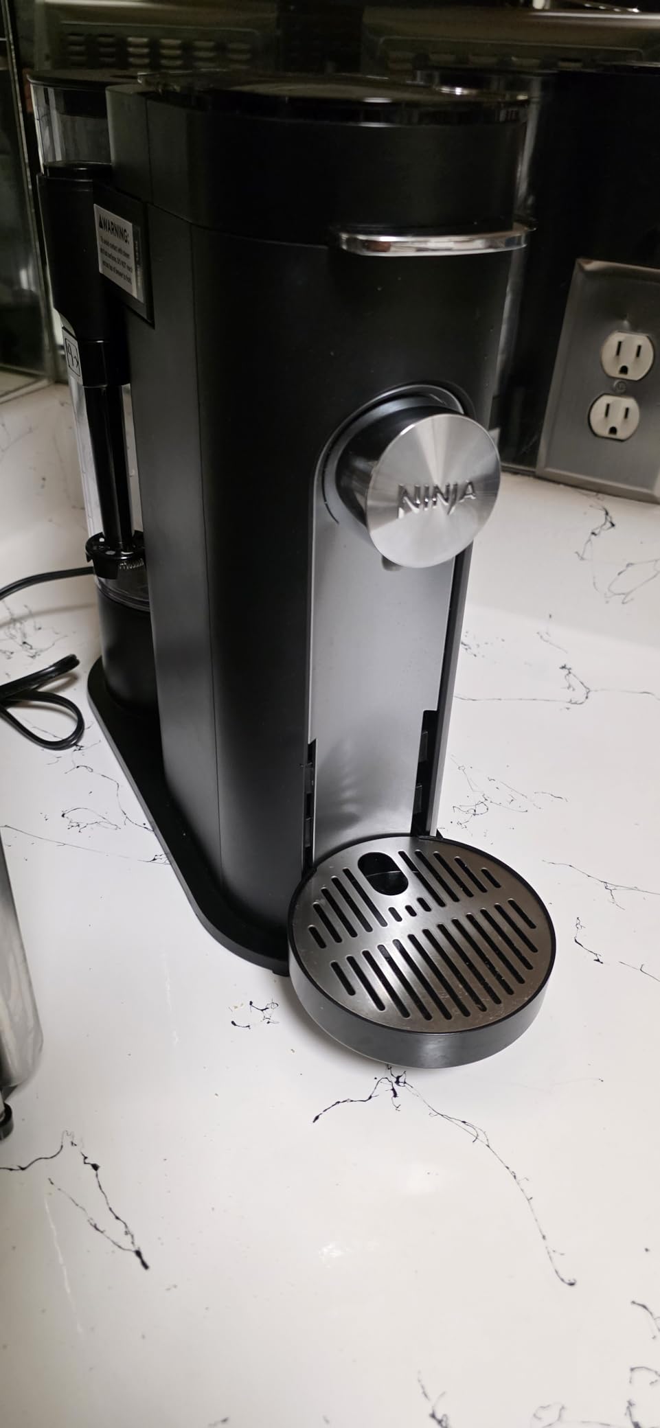 Ninja Single Serve Coffee Maker - Combo Machine, K-Cup Pods and Grounds customer photo 2