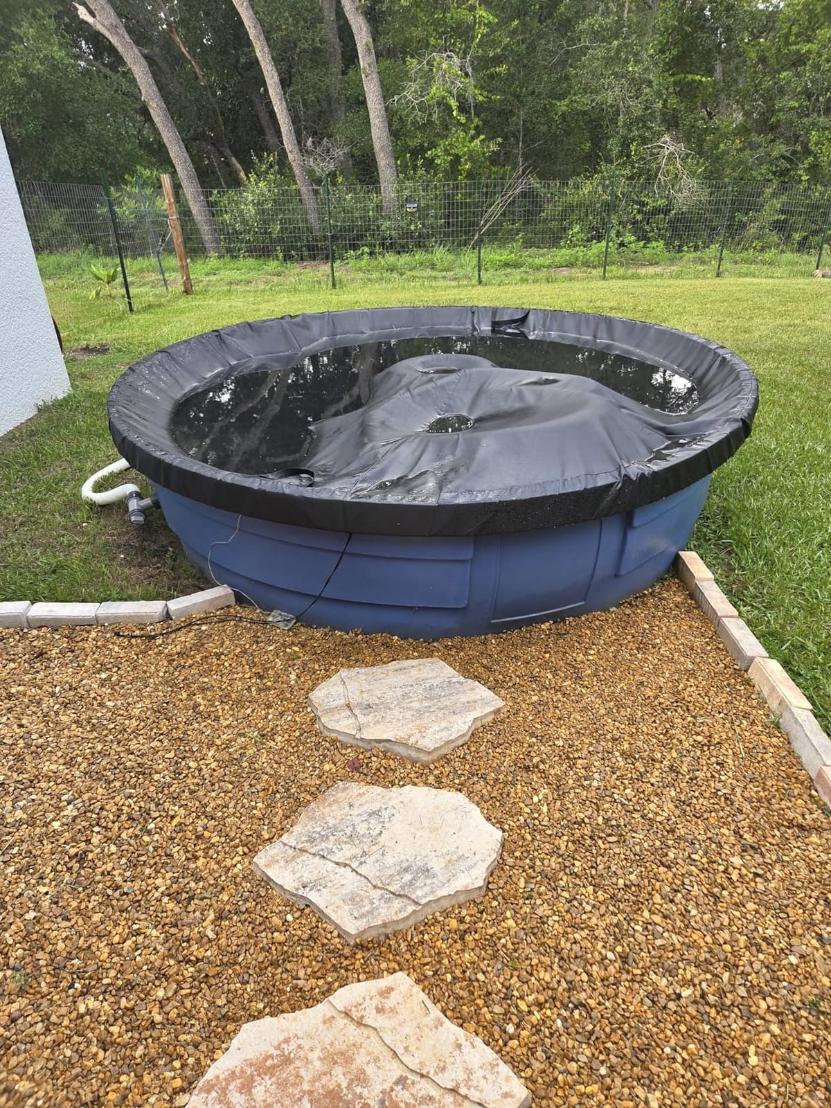 Stock Tank Pool Cover 210D Oxford Cloth is Waterproof, UV Resistant, and Dustproof Round Stock Tank Pool Cover (8ft,Black) customer photo 1