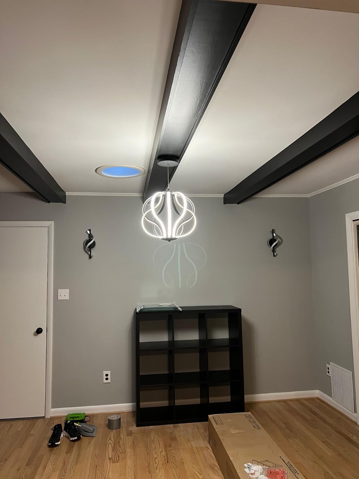 Modern LED Chandelier，Black Adjustable Hanging Chandelier ，Easy to Install, Suitable for Foyer, Dining Room, Living Room, Bedroom customer photo 2
