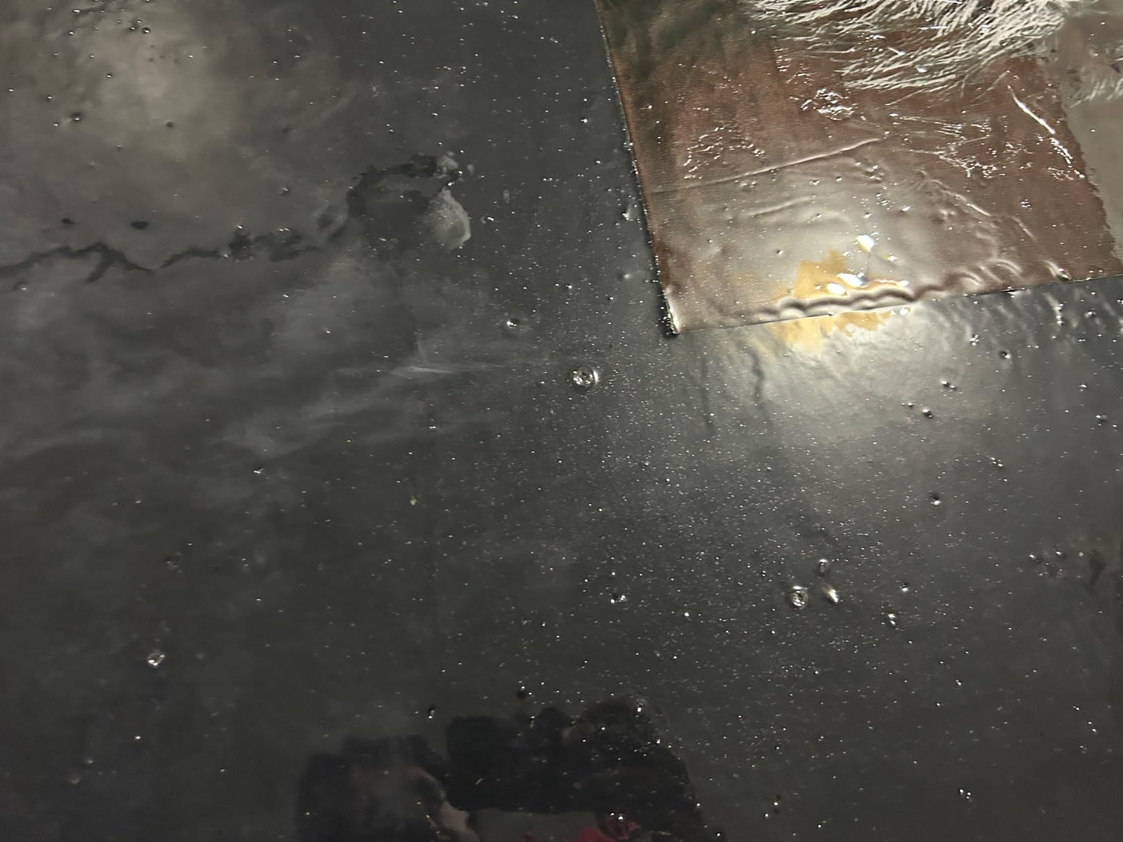 Clear Floor Epoxy Resin for Garages, Basements, Warehouses, Retail Stores and More | Highly Durable | Resistant to Scratches, Spills, and Stains | 1.5 Gallon Kit | 5.7 L customer photo 1