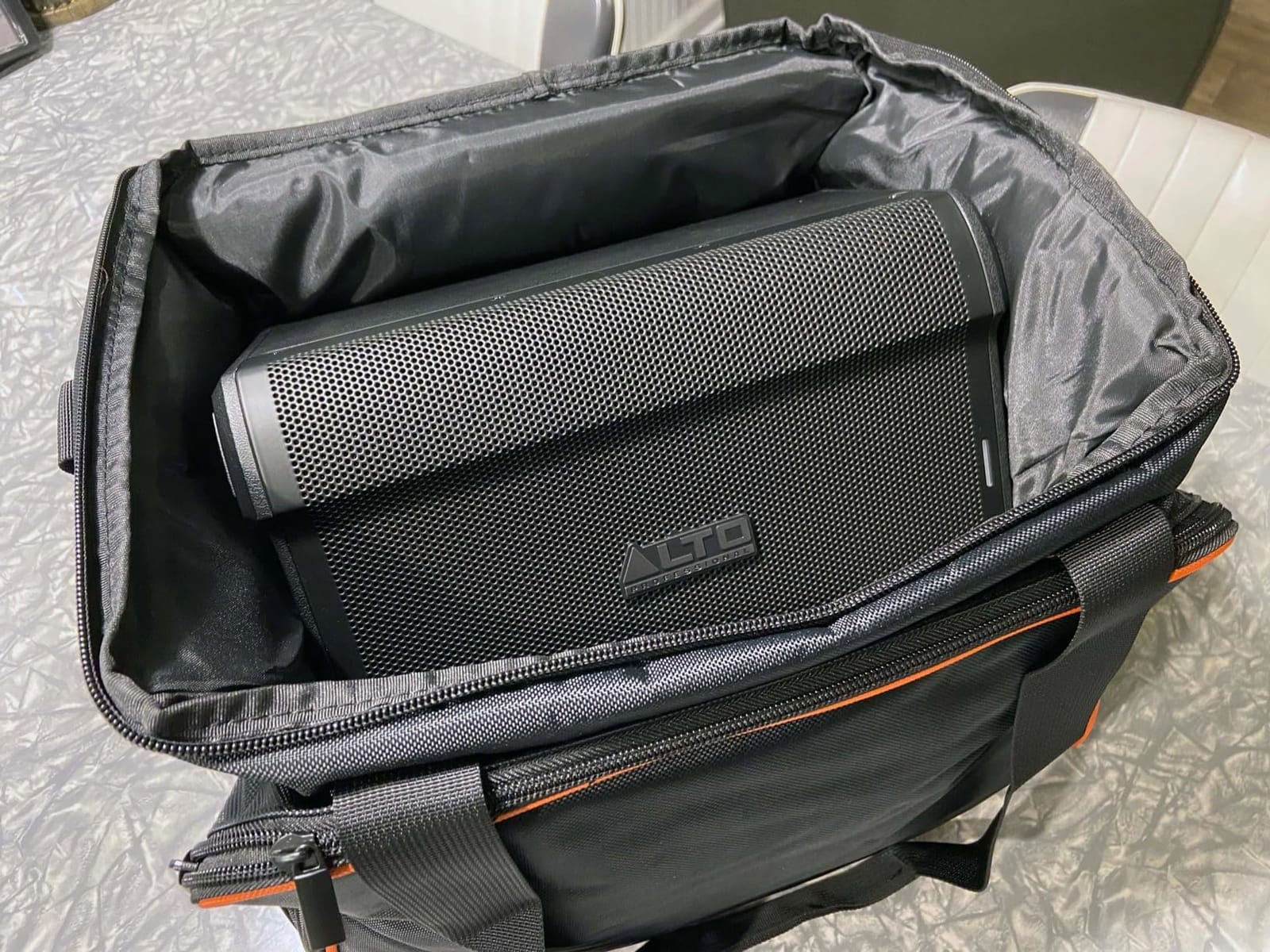 ALTO BUSKER 200W Portable PA Speaker System customer photo 2