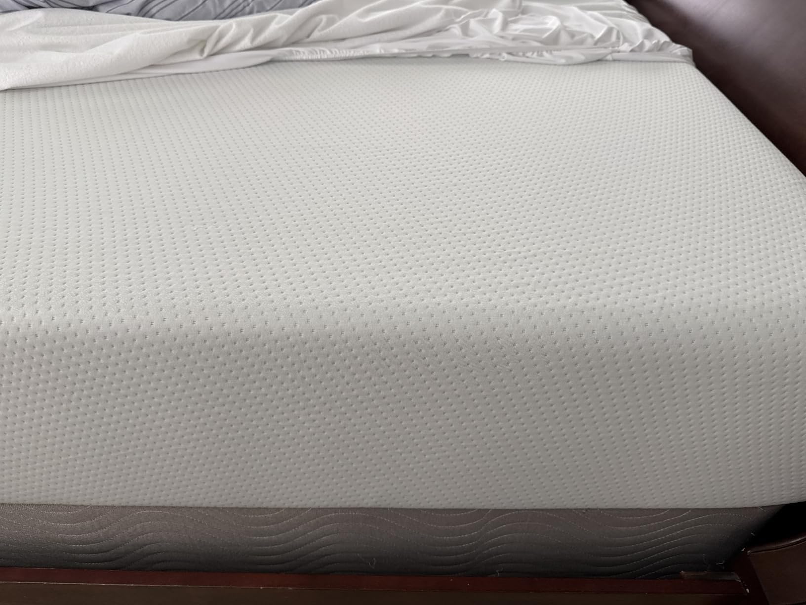 Zinus Memory Foam 10 Inch Green Tea Mattress, Queen customer photo 1