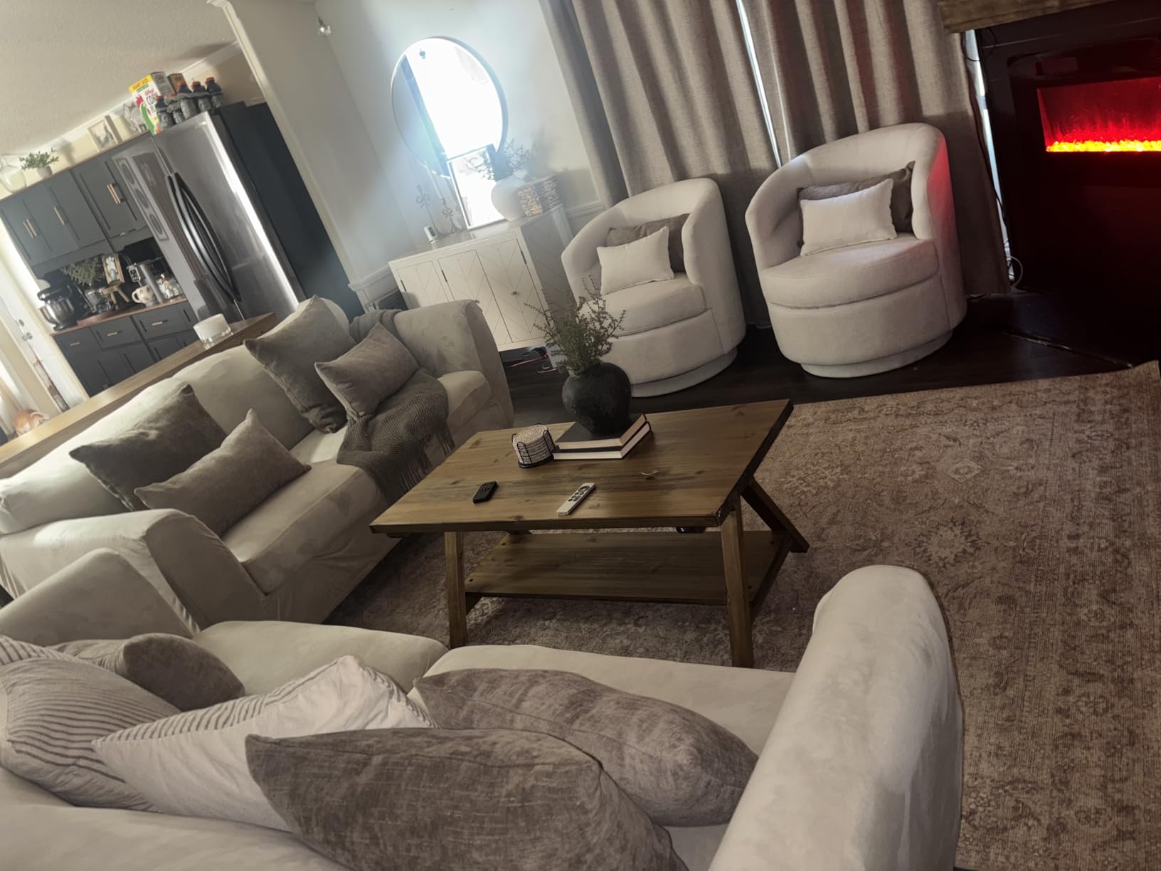 CANMOV Swivel Accent Chair, 360 Degree Round Swivel Barrel Chair with Pillow, Upholstered Comfy Barrel Armchair Single Club Sofa Chair for Living Room,Bedroom, Reading Room, Grey customer photo 1