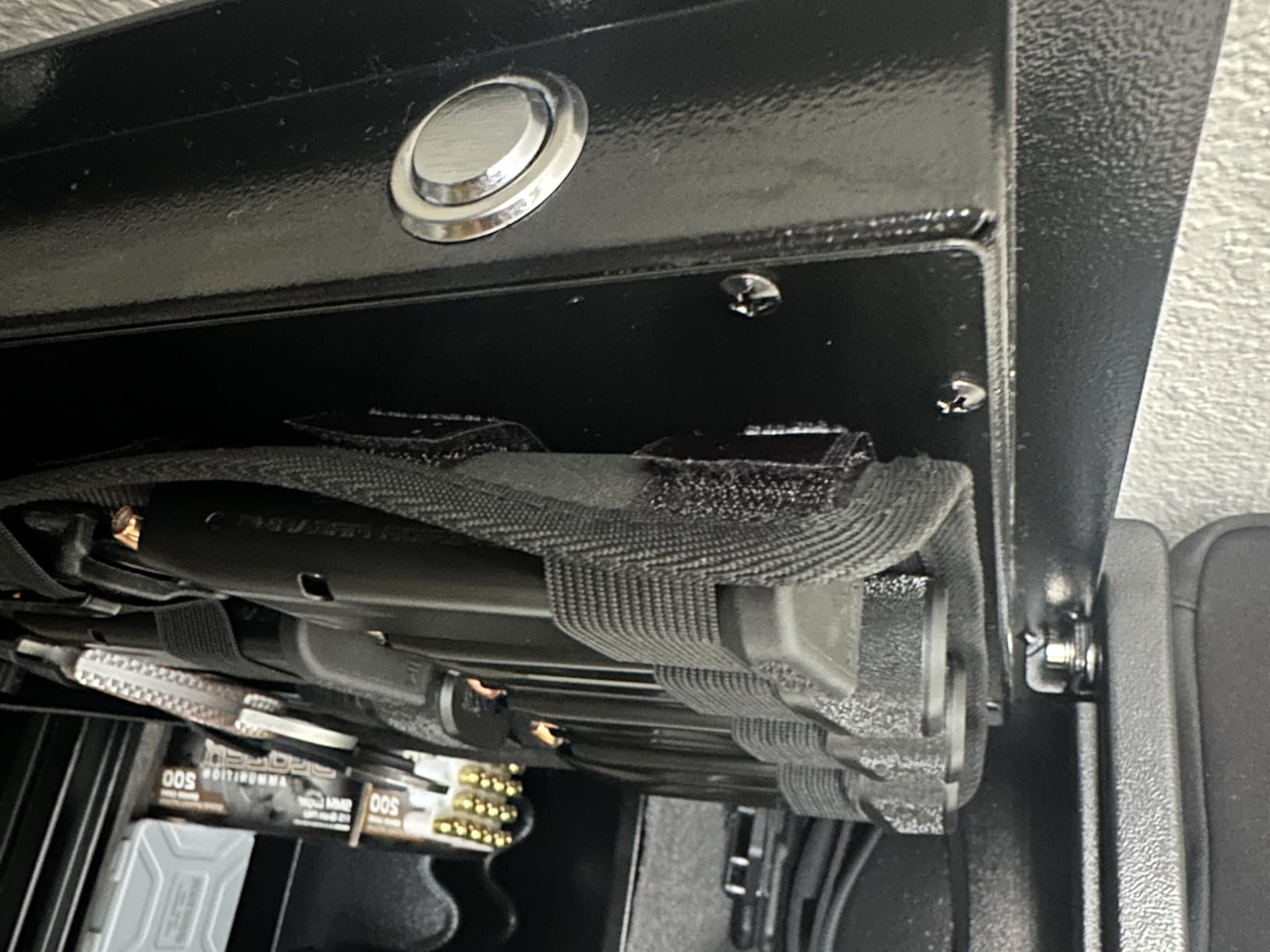 Grimtron 35LB Biometric 4 Pistols Safe with Fingerprint Lock, 3-8 Digit PIN customer photo 2