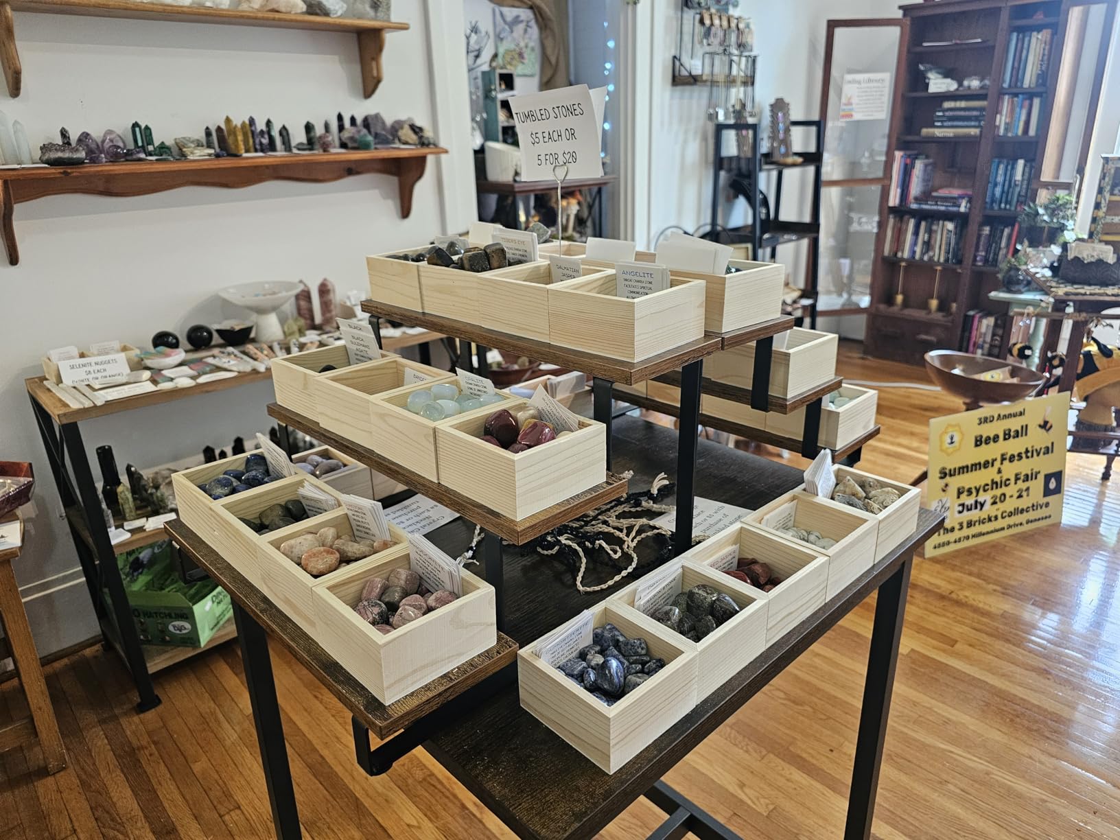 ELITEROO 3 Tier Wooden Display Rack, Portable Products Display Stand, 3 Step Straight Display Shelves for Retail Table Top, Counter Top, Craft Shows, Farmers Market, Tradeshows, Vendors customer photo 1