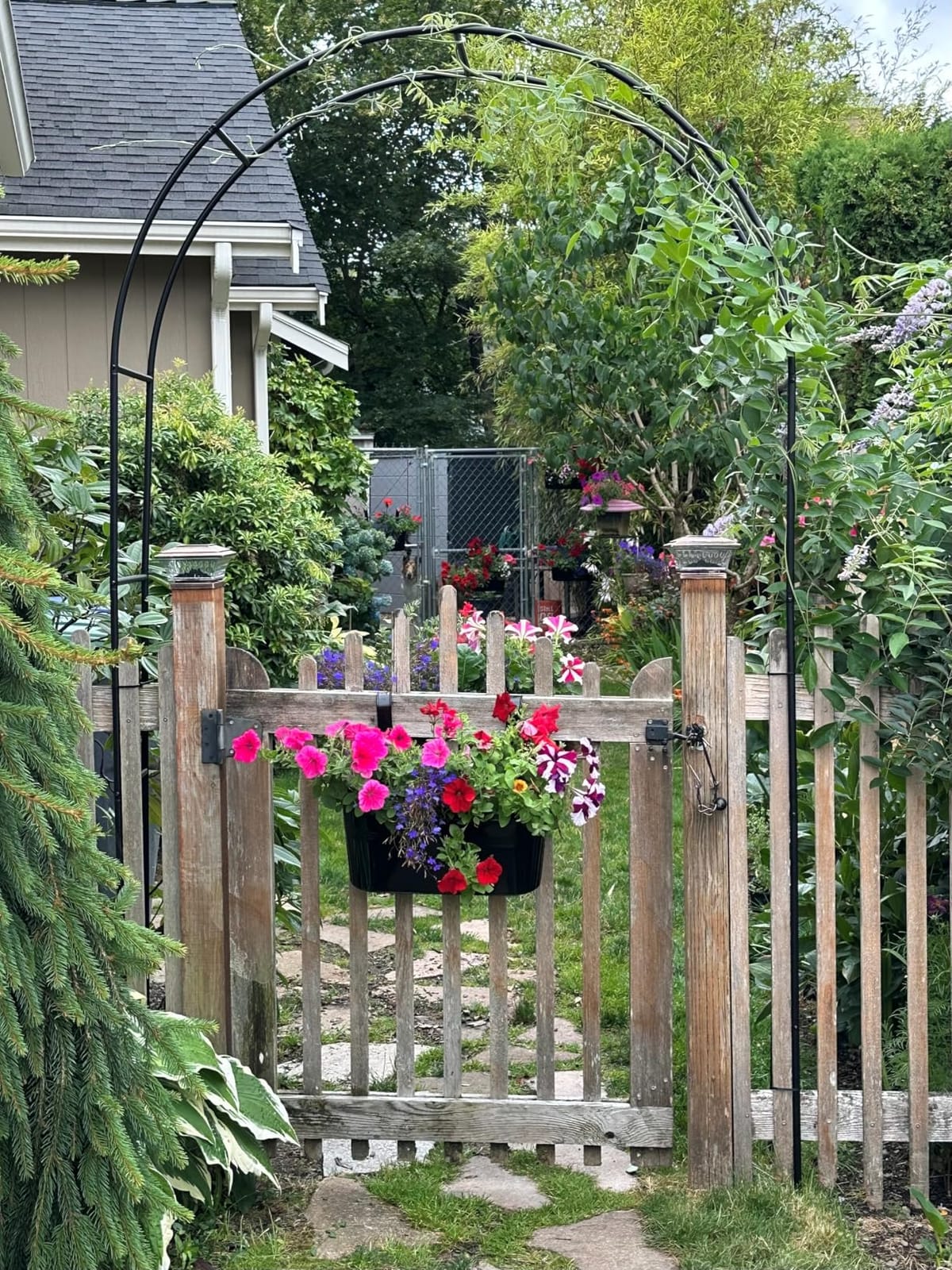Thickened Tube Garden Arch Arbor Metal Trellis for Climbing Plants Outdoor customer photo 2