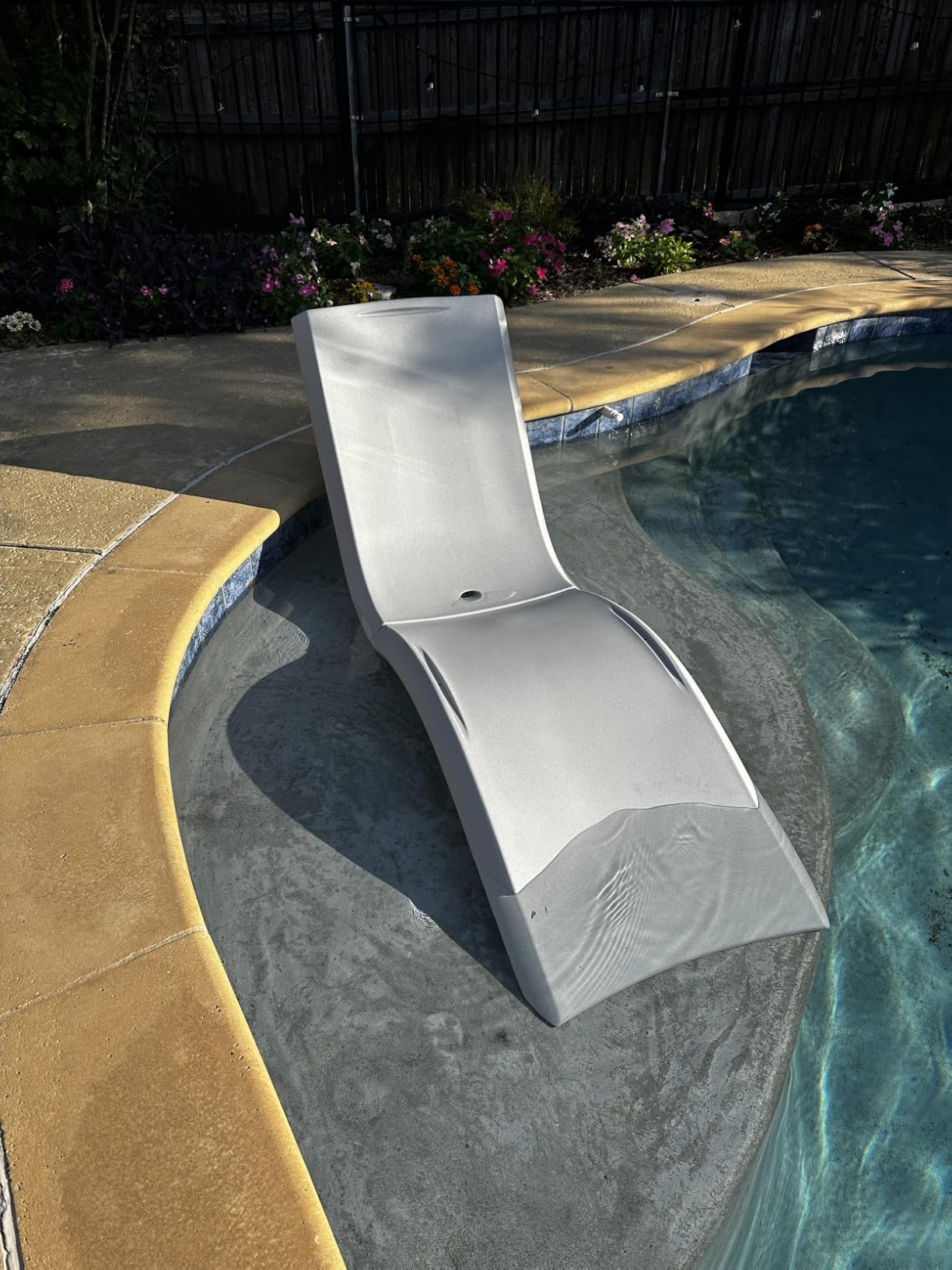 Step2 Vero Pool Lounger, Fade-Resistant, Waterproof Patio Furniture, Pool Lounge Chair for Sun Shelf, Use in Pools with Shelves Up to 12-Inches Deep or Outside Pool Deck, Weighted, White customer photo 1