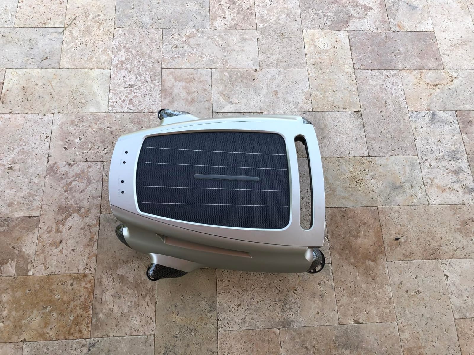 Solar Powered Robotic Pool Skimmer, Silvery customer photo 1