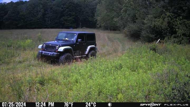 SPYPOINT Flex-Plus Cellular Trail Camera, 36MP Photos and 1080p Videos w/Sound, Double The Battery Capacity, GPS-Enabled, Dual-SIM LTE Connectivity, 100' Flash & Detection Range, 4 Capture Modes customer photo 1