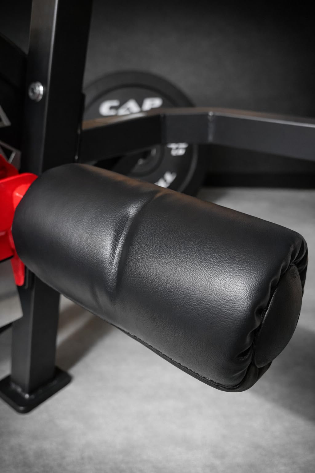 GMWD Leg Extension and Curl Machine, Single Leg Extension, Lying Leg Curl, Standing Leg Curl, Adjustable Leg Exercise Bench with Plate Loaded, Leg Machine Home Gym, Red customer photo 2