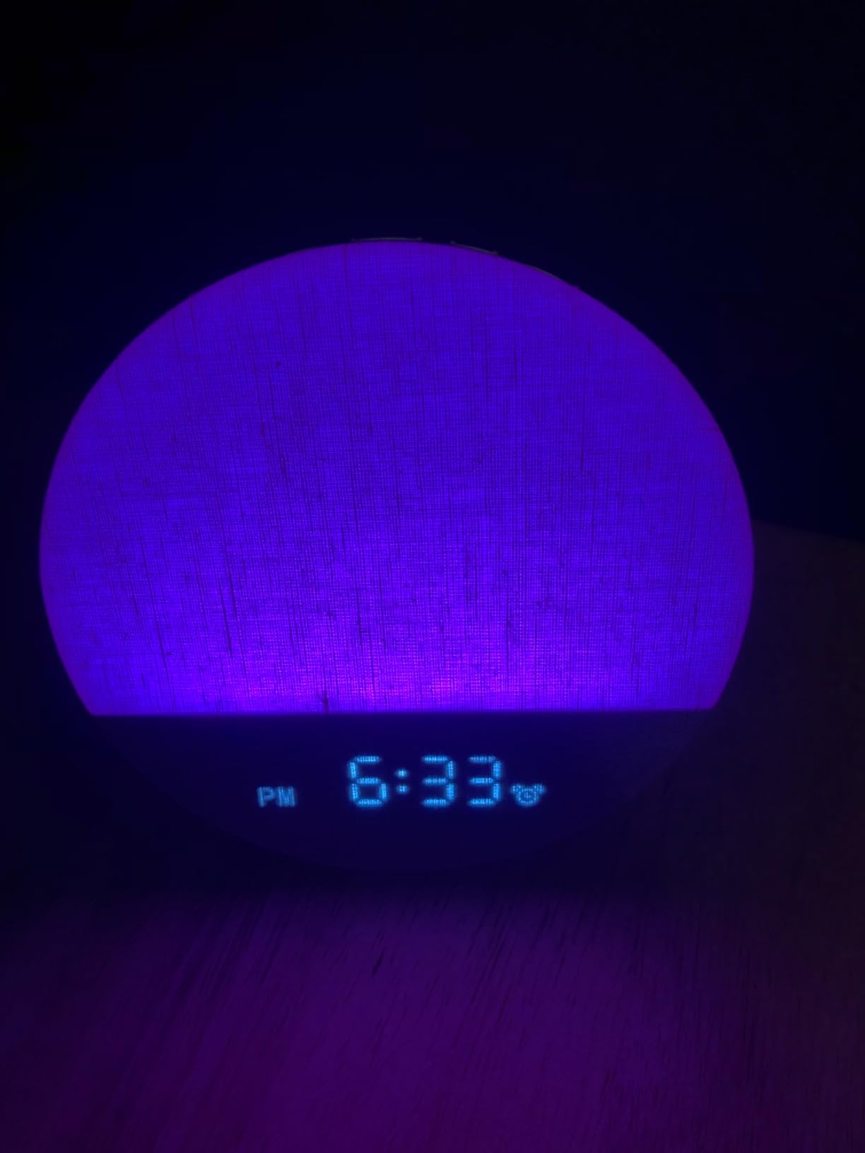 Dreamegg Sunrise Alarm Clock, Natural Wake up Light, White Noise Machine customer photo 1