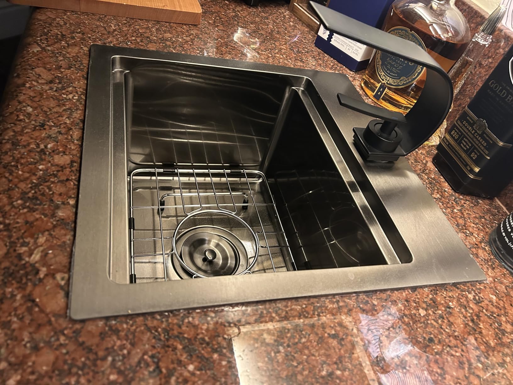 Farmhouse Sink 33 Inch, 33x22 Inch Apron Front Farmhouse Kitchen Sink, 16 Gauge Stainless Steel Undermount Ledge Workstation Deep Single Bowl Luxury Rustic Farm Sinks with All Accessories customer photo 2