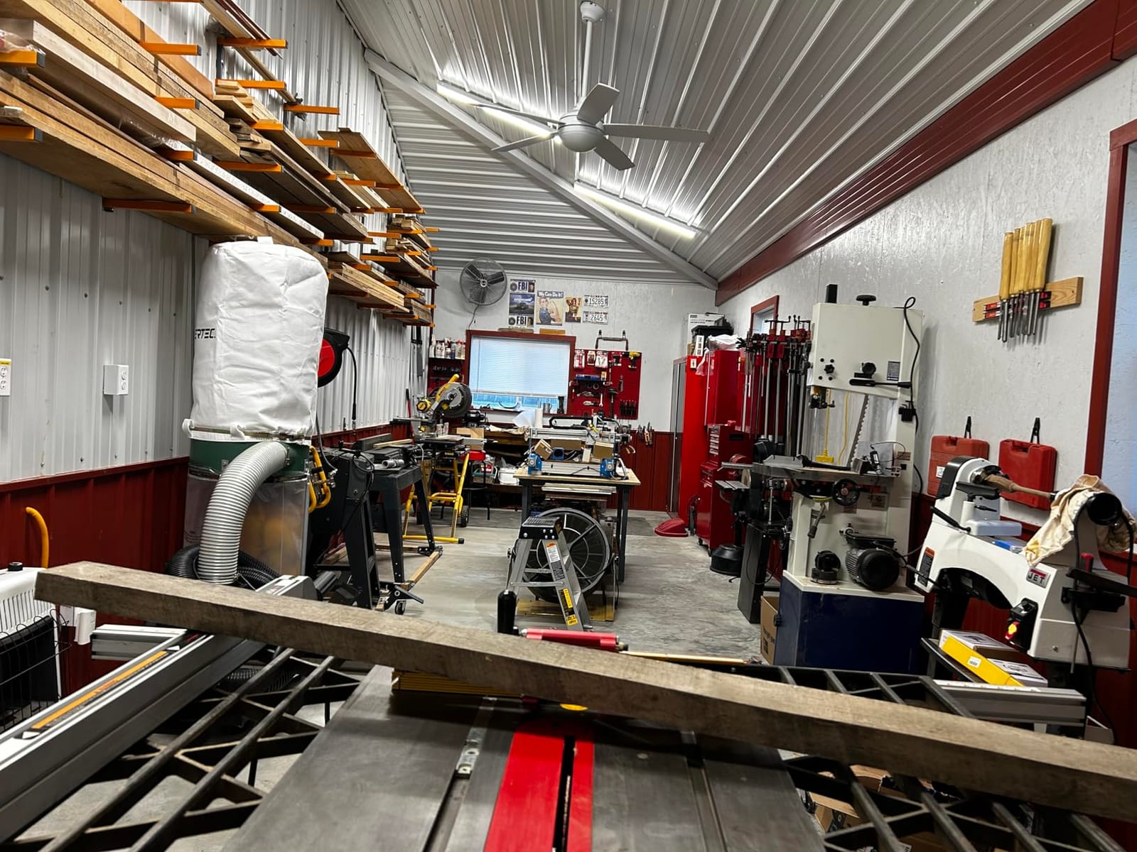 Band Saw, 10-Inch Bandsaw for Woodworking, 1515 & 3280 FPM Dual-Speed Bandsaw, 1/2 HP，120 V 5.3-Amp Motor, Band Saws with Double-Sided Fence Assembly, Steel Bandsaws with Miter Gauge customer photo 1