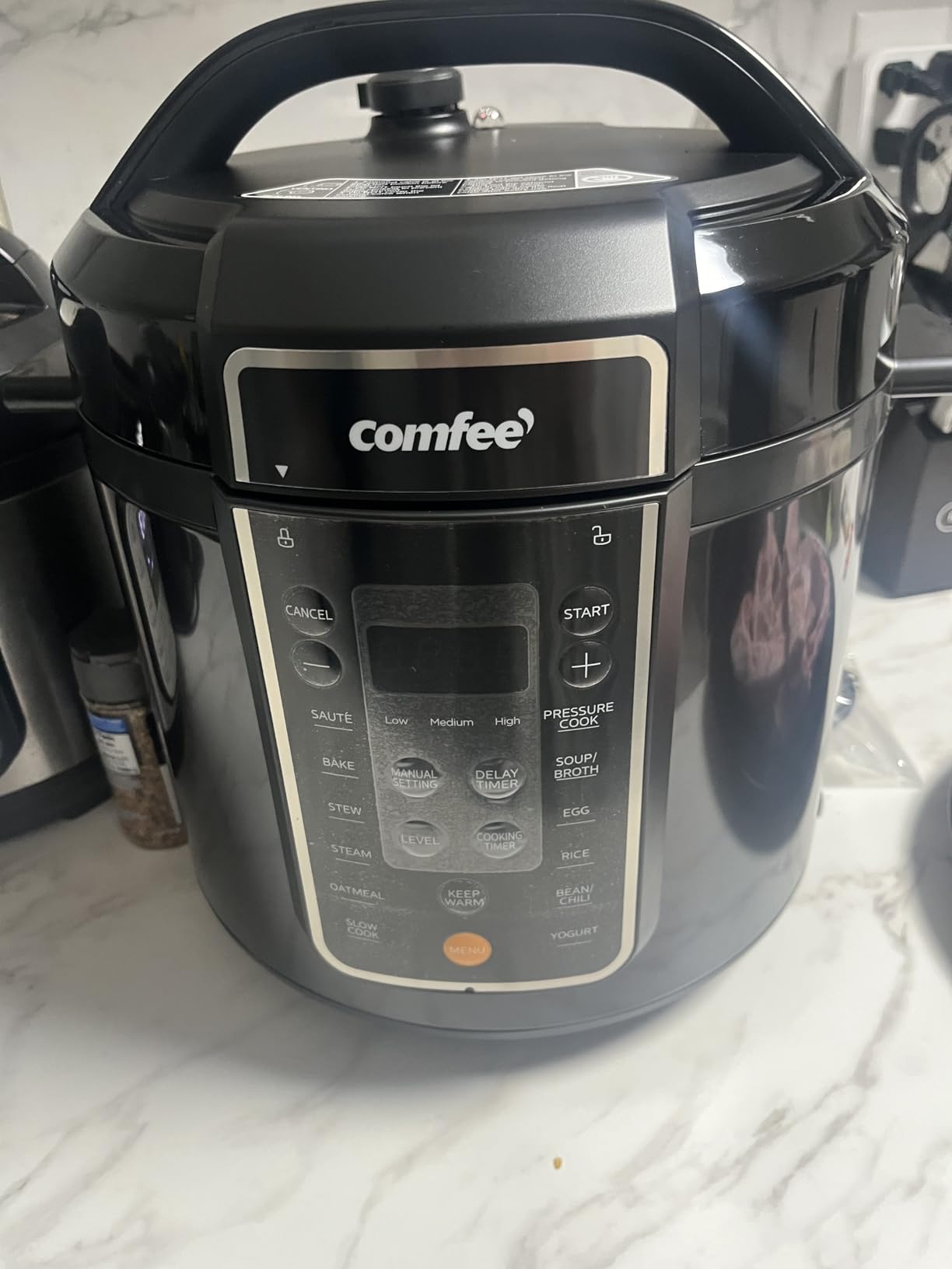 COMFEE' 12-in-1 Electric Pressure Cooker, 6 Quarts, Nonstick Pot customer photo 2