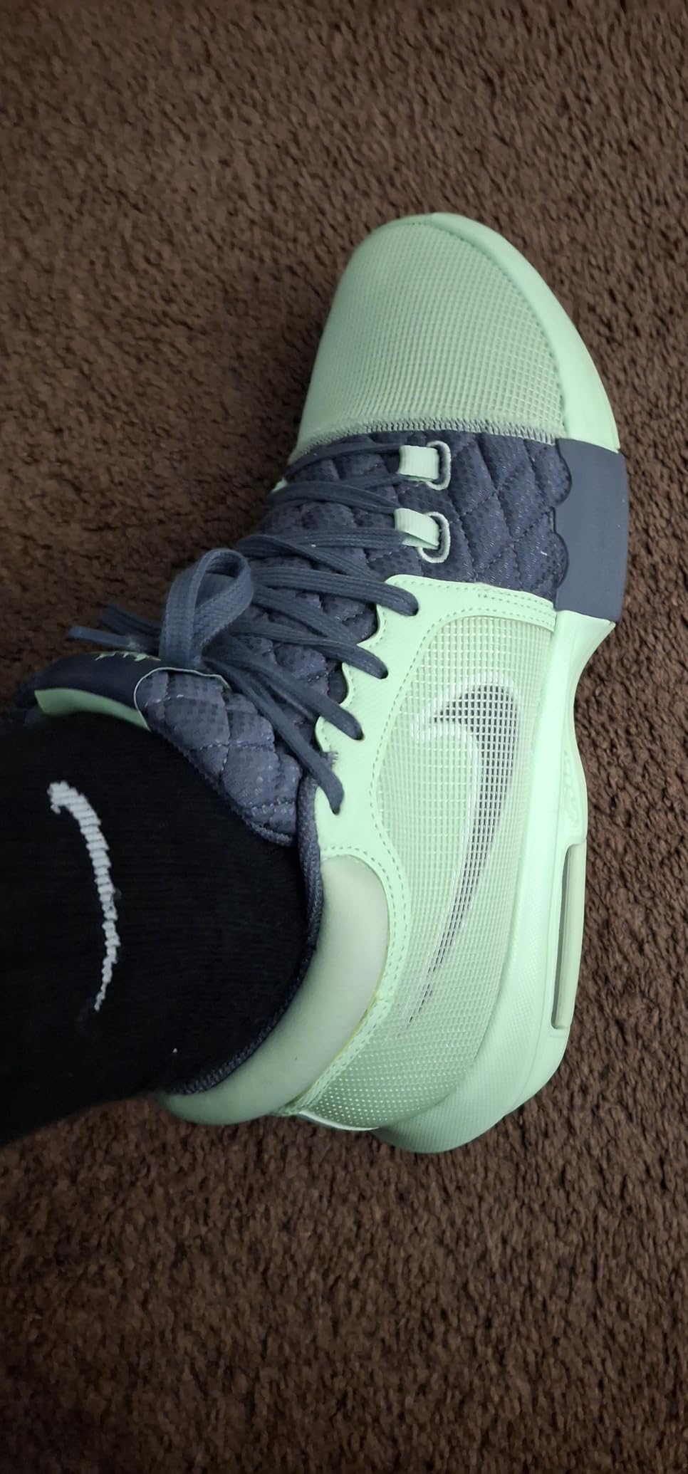 Nike Lebron Witness VIII Men's Basketball Shoes customer photo 2