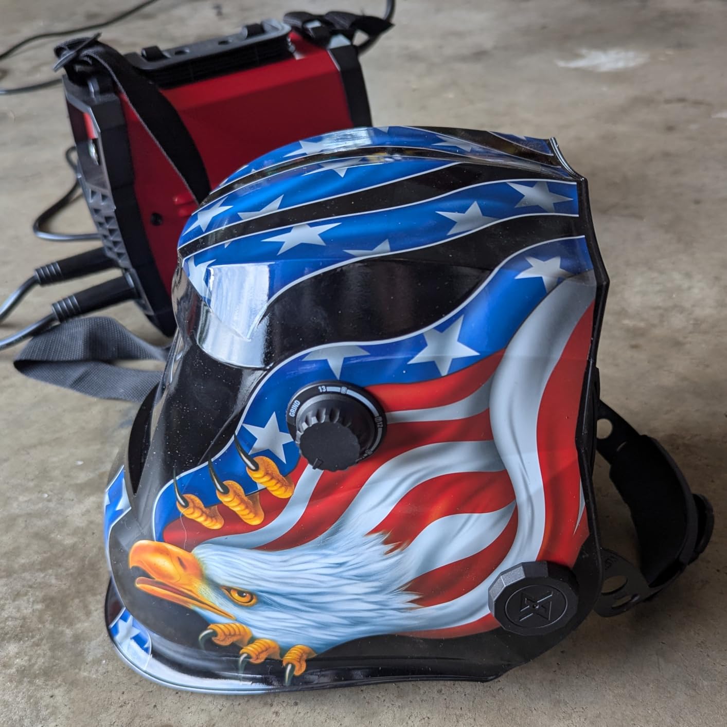 VILSIN Welding Helmet Auto Darkening Solar Powered Welding Hood with 2 Arc Sensor,Wide Shade 3/4-8/9-13 for TIG MIG ARC Weld Grinding Welder Helmet,Black customer photo 2