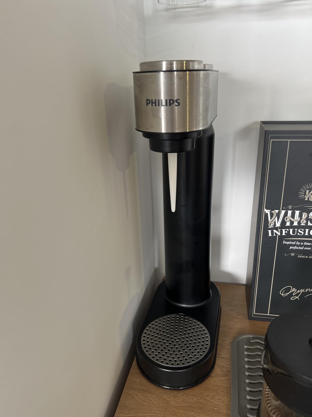 Philips Sparkling Water Maker & Soda Streaming Machine, ADD4902BKOQ/37 customer photo 1