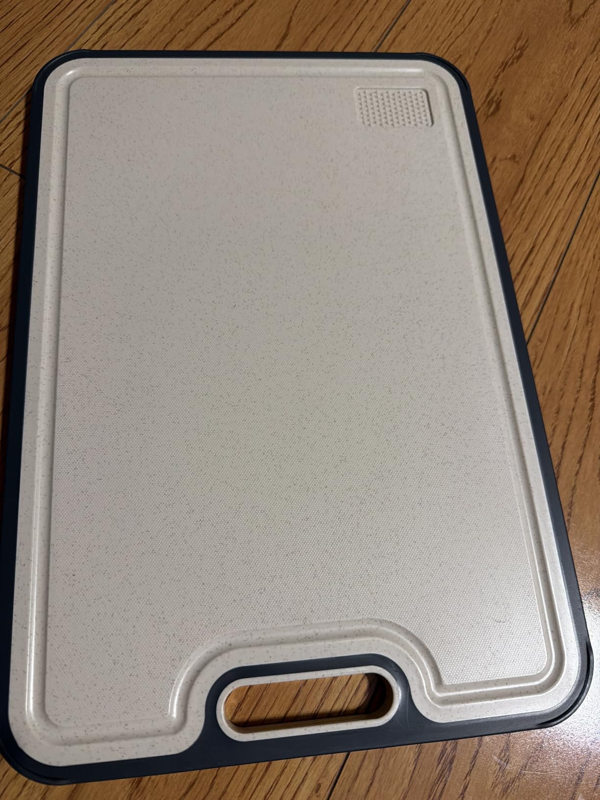 Titanium Cutting Board for Kitchen, Pure Titanium/PP, Size 16”×11” customer photo 1