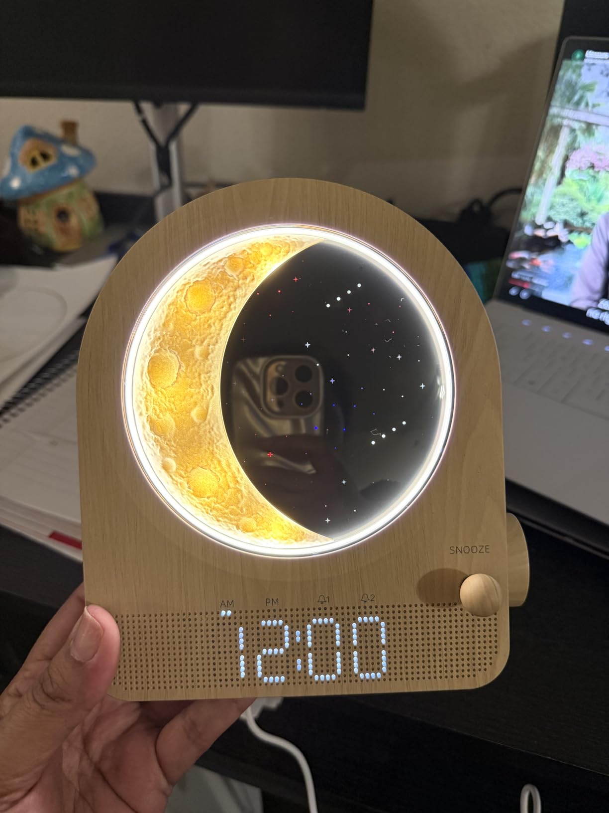 blonbar Sunrise Alarm Clocks for Bedrooms, Stepless Dimmable Moon Lamp Dual Alarm Clock with 12Levels Volume for Heavy Sleepers, 10 Natural Sounds with 30/60/90mins Timer, Gifts for Women customer photo 2