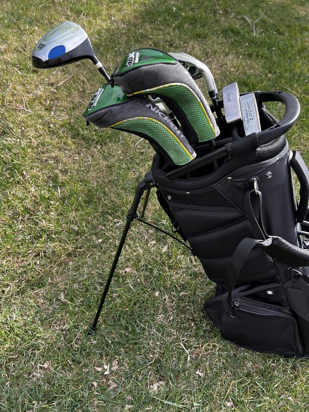Findway 14 Way Golf Stand Bag, Lightweight Golf Bag with Stand for Men Women, Golf Club Carry Bag with Dual Strap, Rain Cover, Multiple Pockets, Golf Ball Holder customer photo 2