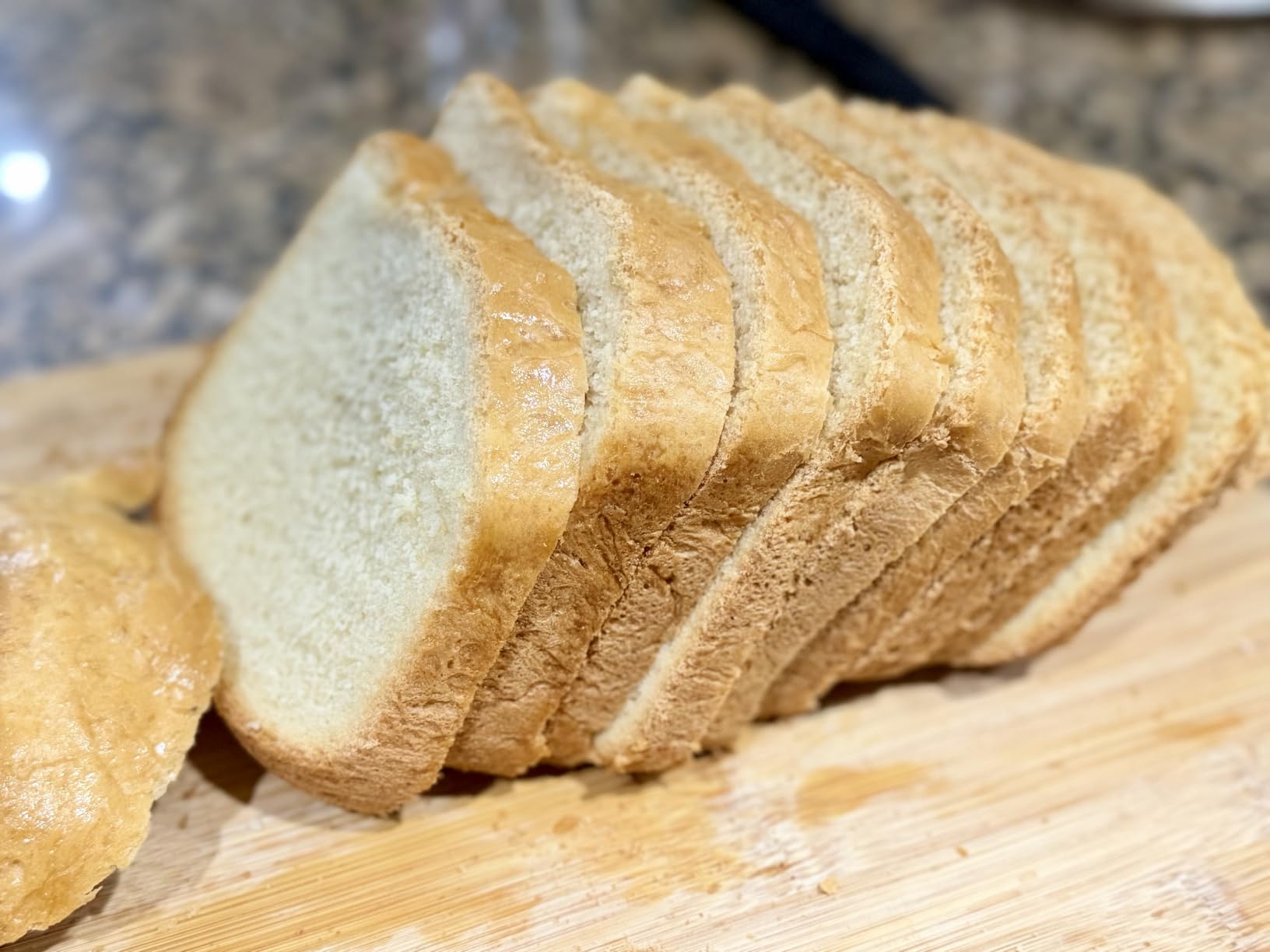 VEVOR Bread Maker, 19-in-1 2LB Dough Machine, Nonstick Ceramic Pan Automatic Breadmaker with Gluten Free Setting, Whole Wheat Bread Making, Digital, Programmable, 3 Loaf Sizes, 3 Crust Colors customer photo 1