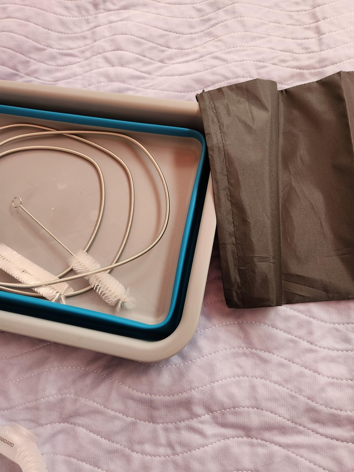 CPAP Cleaning Kit for Hose and Mask, CPAP Hose Cleaning Brush, Collapsible Wash Basin, Hose Hanger, Compatible with Standard and Slimline CPAP Tubing (Hanging Dry Kit) customer photo 2
