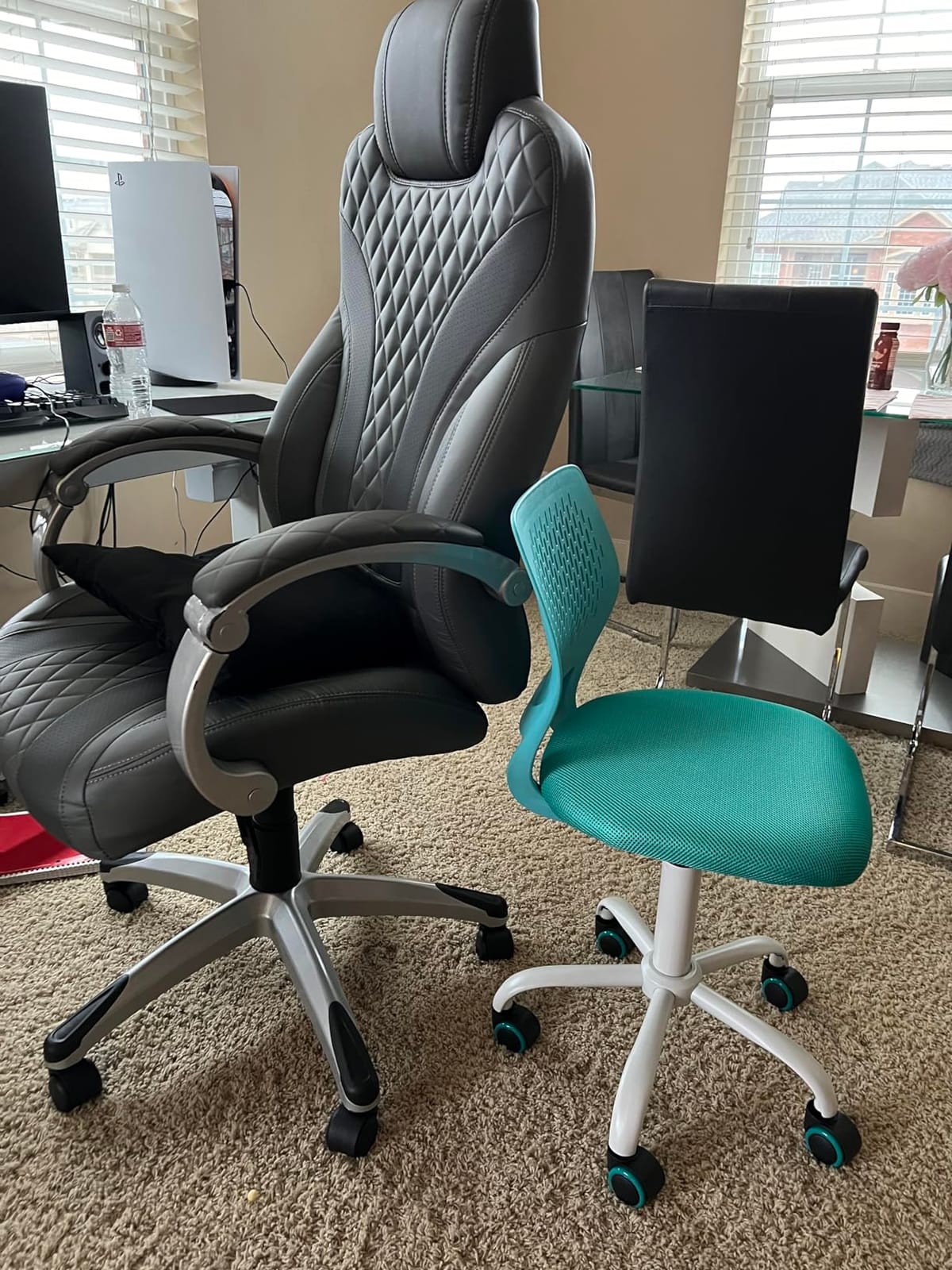GIANTEX Kids Desk Chair, Children Armless Study Furniture with Adjustable Height, Ergonomic Kids Office Seat with Wheels, Rolling Swivel Mesh Task Chair for Girls Boys Teens (Grey) customer photo 1