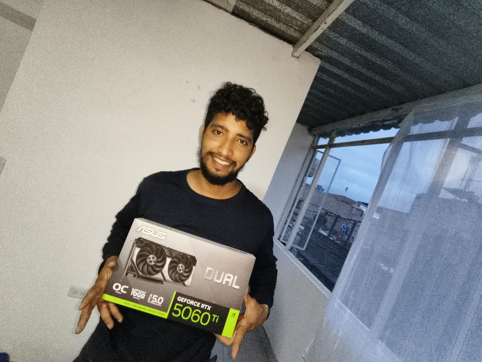 ASUS Dual GeForce RTX 5060 Ti 16GB GDDR7 OC Edition Gaming Graphics Card customer photo 2