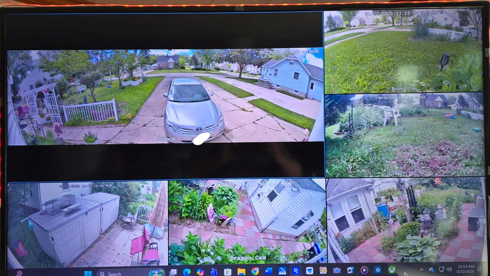 REOLINK 4K 8MP 180° Panoramic Floodlight Camera, Adjustable 3000 Lumens customer photo 1