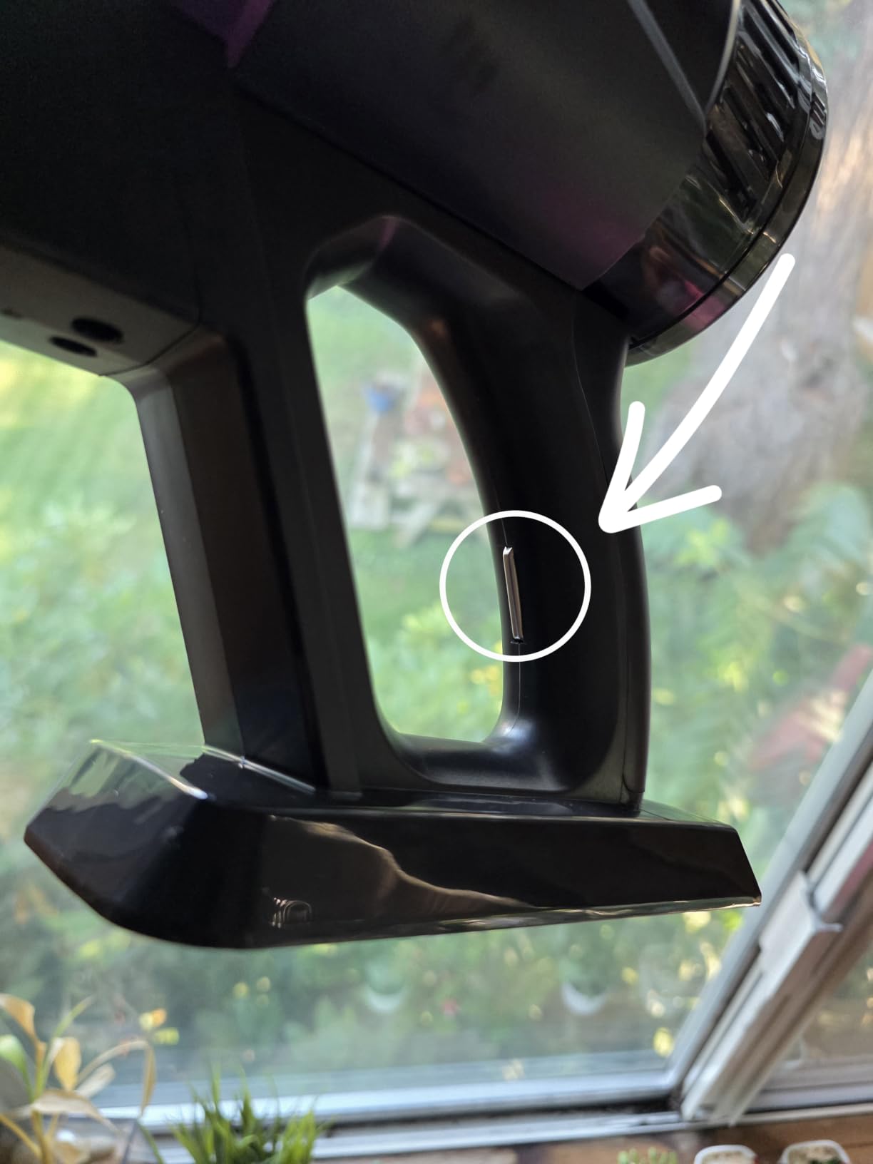 Eureka ReactiSense 350W Anti-Tangle Cordless Stick Vacuum, NEC440BK customer photo 1