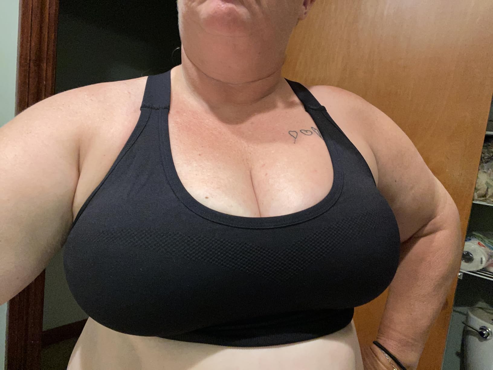 Adjustable Sports Bras for Women High Support, Padded Racerback Bra customer photo 2
