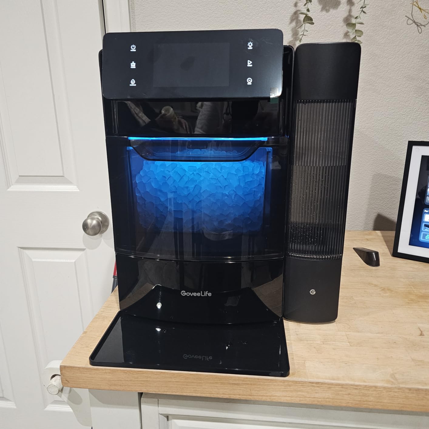 GoveeLife Smart Nugget Ice Maker Pro, 60lbs Daily, 6-Minute Ice, 40dB customer photo 1