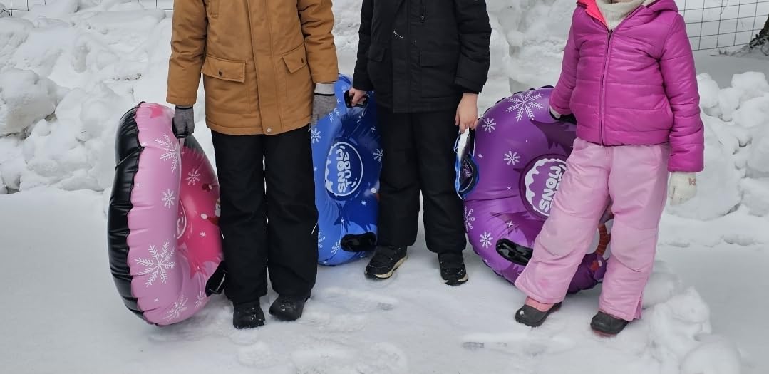 Snow Tube, 36‘’ 3Packs/4Packs Snowman Snow Tubes for Kids & Adults, Durable Cold-Resistant PVC Inflatable Snow Sled, Heavy-Duty Hard Bottom & Handles, Perfect for Family Boys Girls Sports Fun customer photo 1