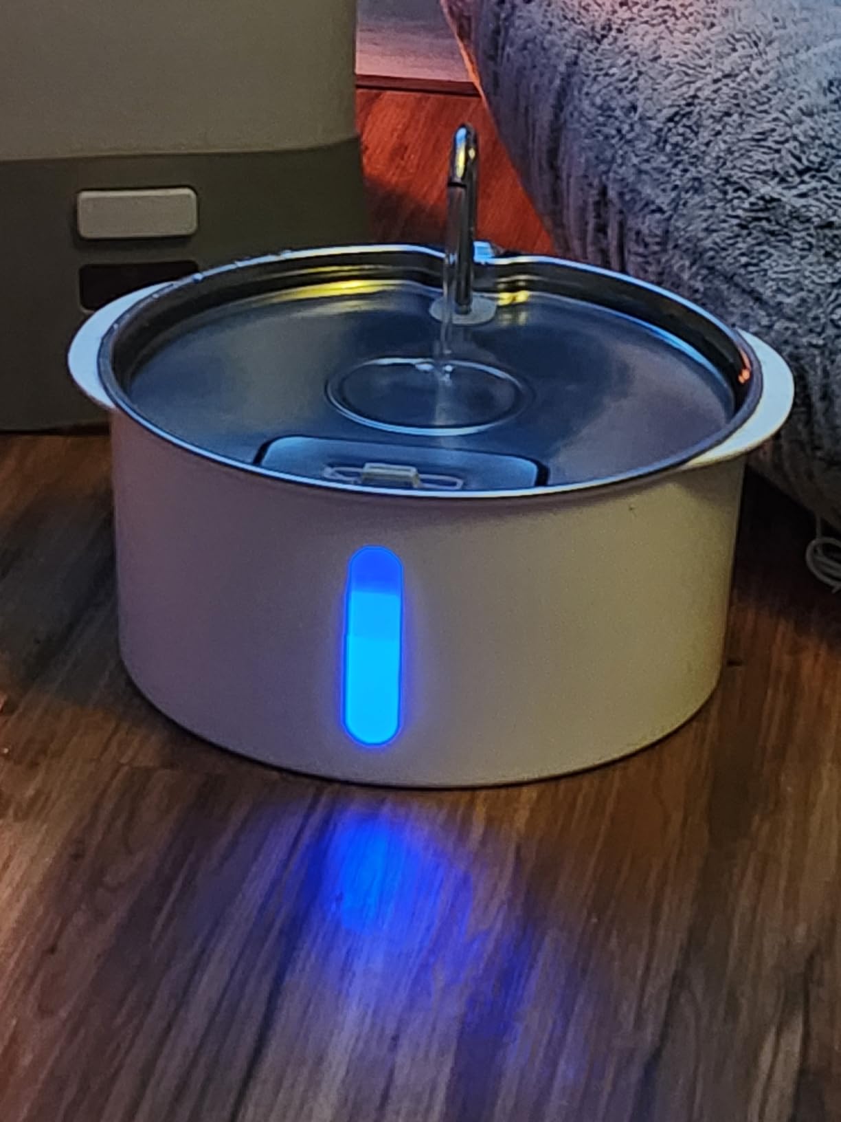 Pektaco Dog Water Fountain for Large Dogs, Stainless Steel Tray, 1 Filter customer photo 2