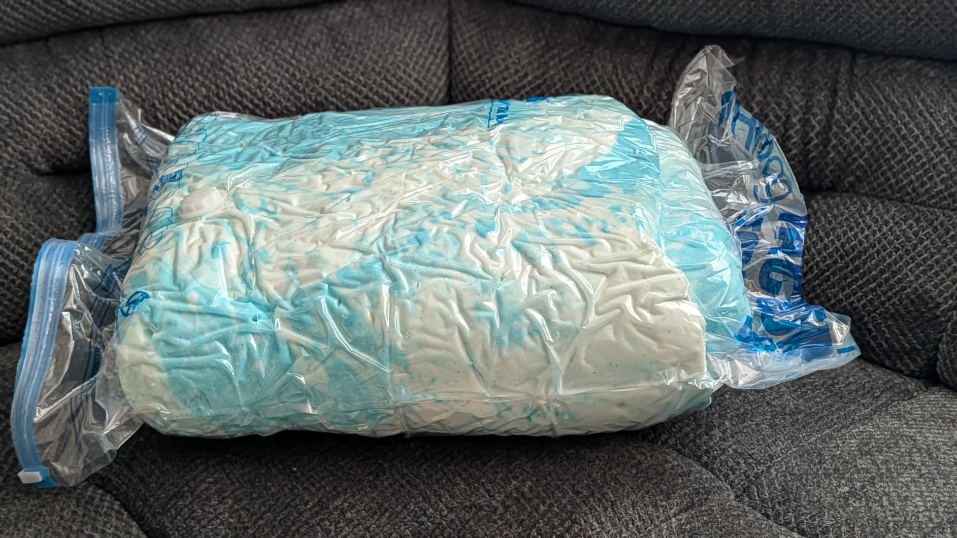 12 Jumbo Vacuum Storage Bags for Bedding, Vacuum Seal Bags for Clothing customer photo 2