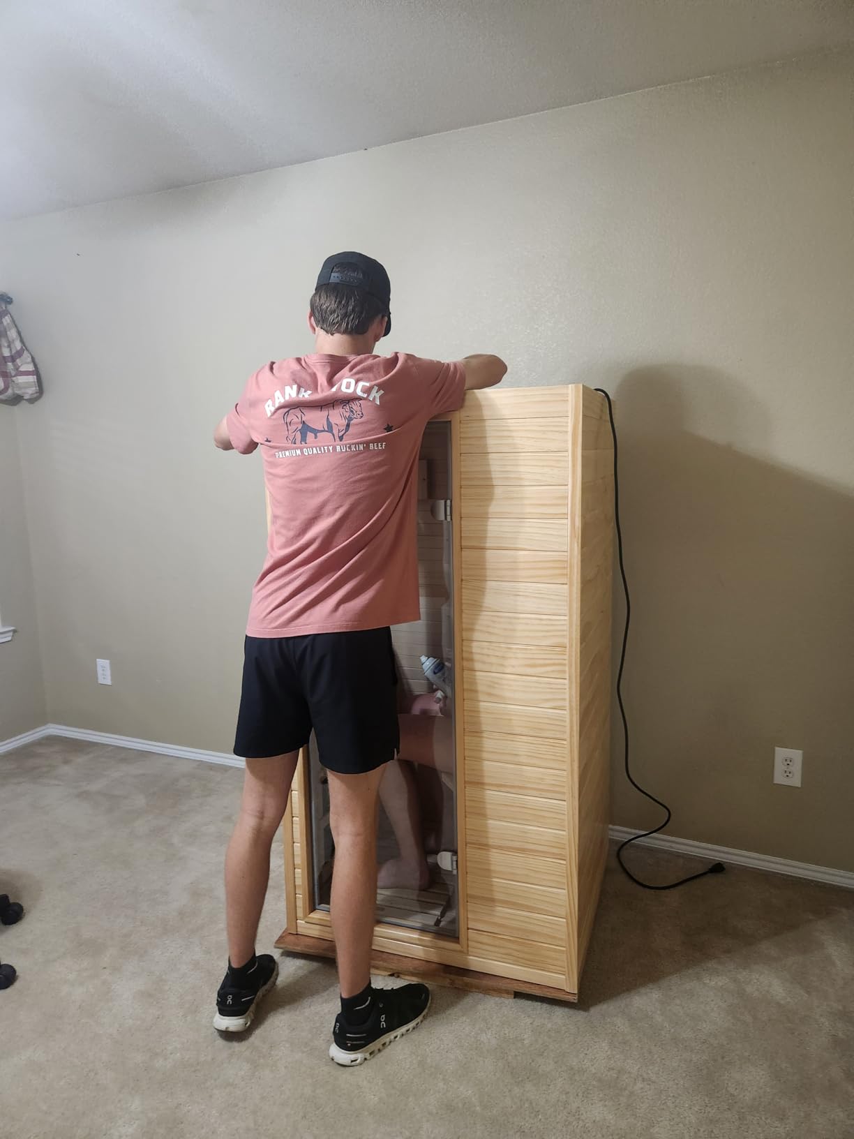 1-Person Low EMF Far Infrared Sauna for Home Use, 900W Canadian Hemlock Wood Sauna with Bluetooth Music & Led Read Light, Easy Assembly for Bedroom, Gym, or Basement（57.9 * 27 * 32IN） customer photo 1