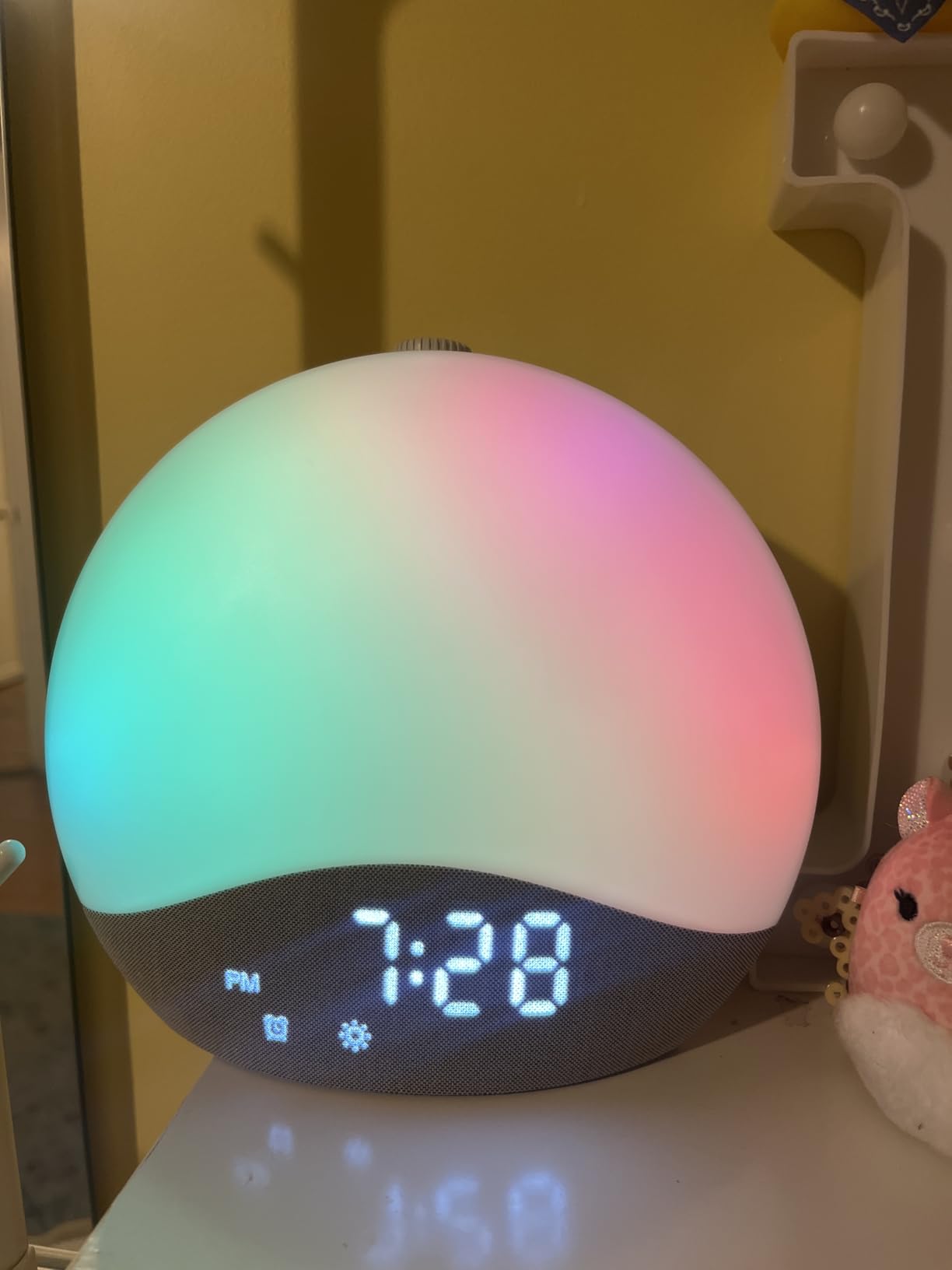 ecozy Sunrise Alarm Clock for Bedroom, White Noise Sound Machine customer photo 2